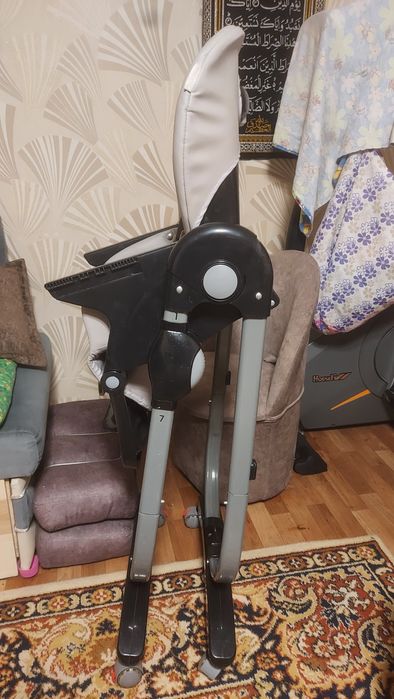 Продаём детскую кресло