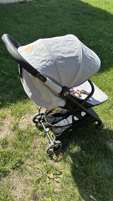Лятна количка Cybex Beezy Lava Grey