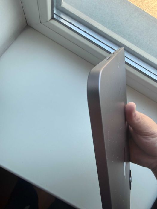 Apple iPad Pro 11” (M2) 256GB Wi-Fi — Space Gray