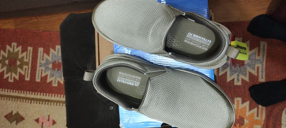 Новые слипоны Skechers