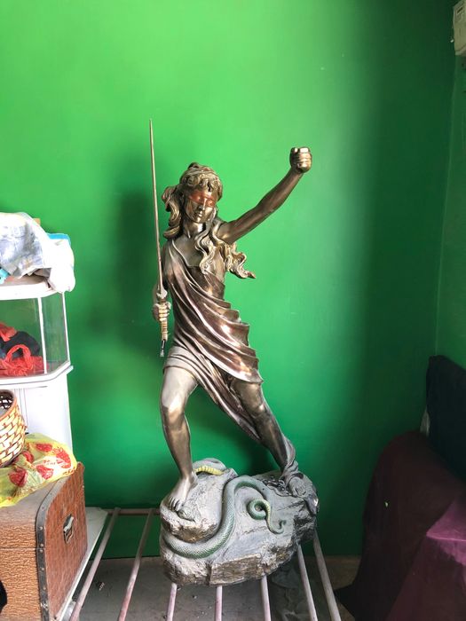 Статуя «Фемида», богиня правосудия.