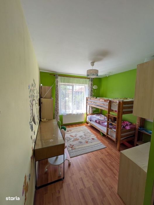 Apartamant, 3 camere, 2 bai, terasa