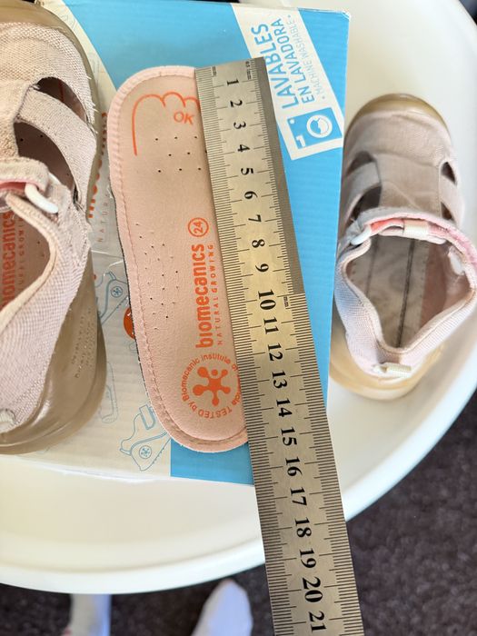 Biomecanics Canvas marime 24