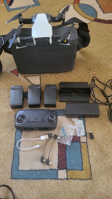 Продам DJI mavic Air