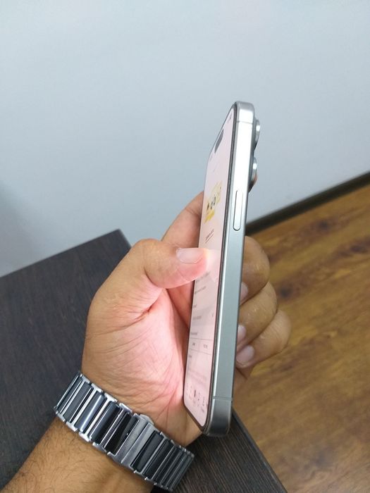 Iphone 15 pro dual sim 256gb Batarey 80 yemkost