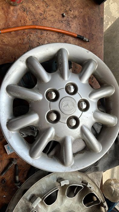 Продам запчасти на ауди