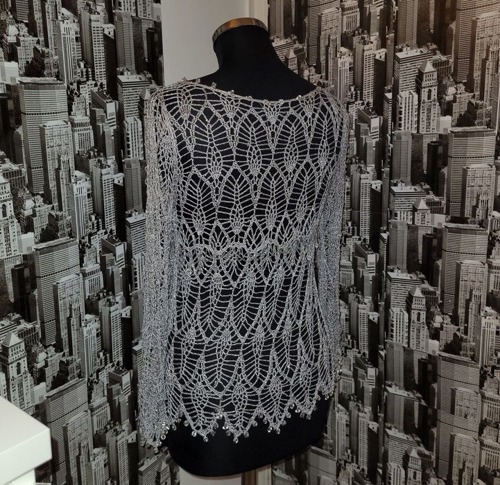 Bluza blazer lucrat manual cu aplicatii, margele