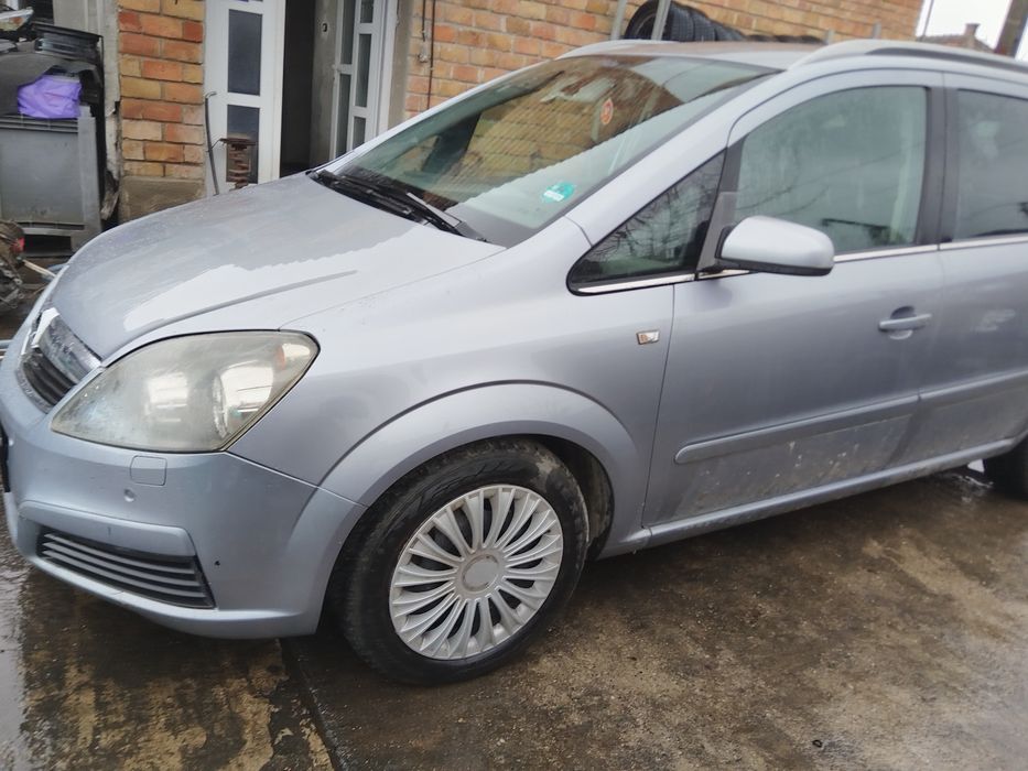 Oglinda stanga/dreapta Opel Zafira B an 2005-2010