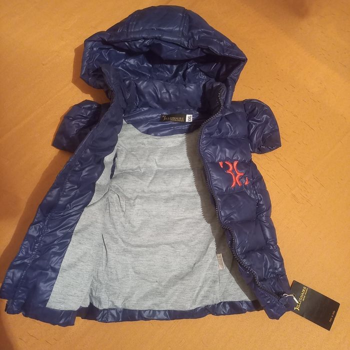 Безрукавка для девочки 4 или 5 лет