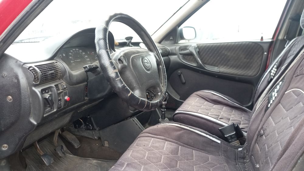 Продам опель астра 1.6