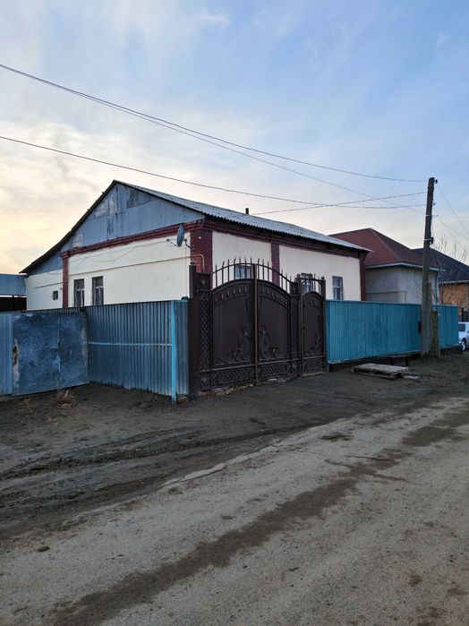 4-х комнатный дом в районе Коммунизм