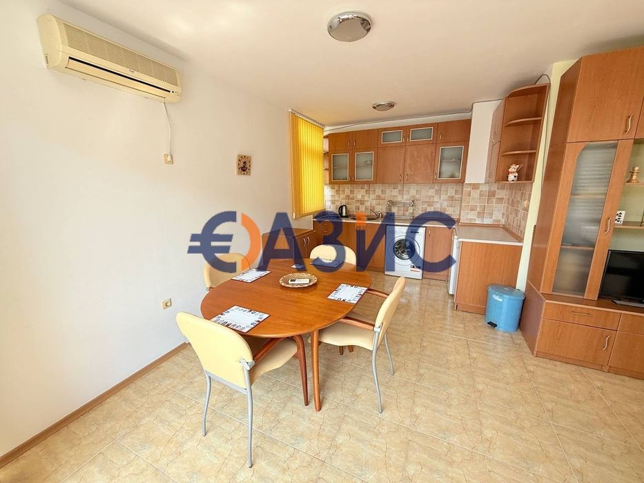 Продава се Тристаен апартамент в к.к. Слънчев бряг - 85 кв.м за 630 €/кв.м - Снимка #5