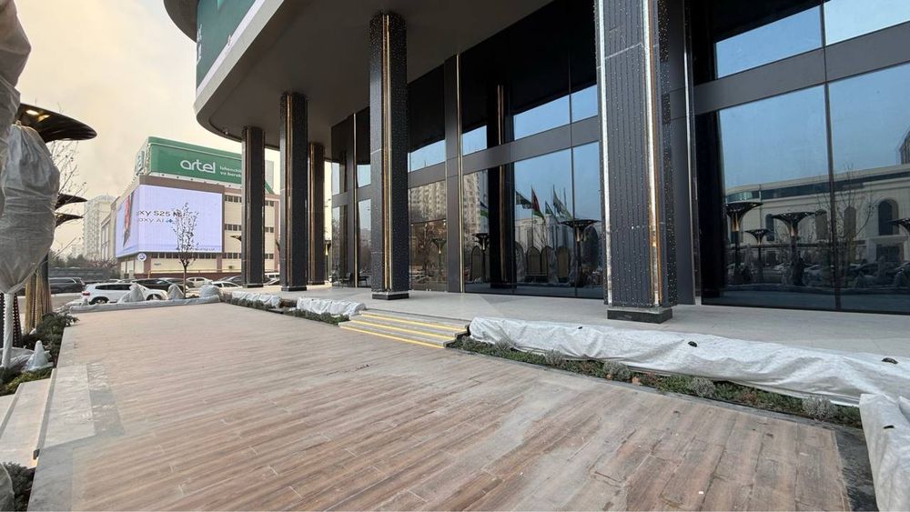 “Piramit Tower” Нежилое 1й этаж 508м2 + 100м2 Терраса