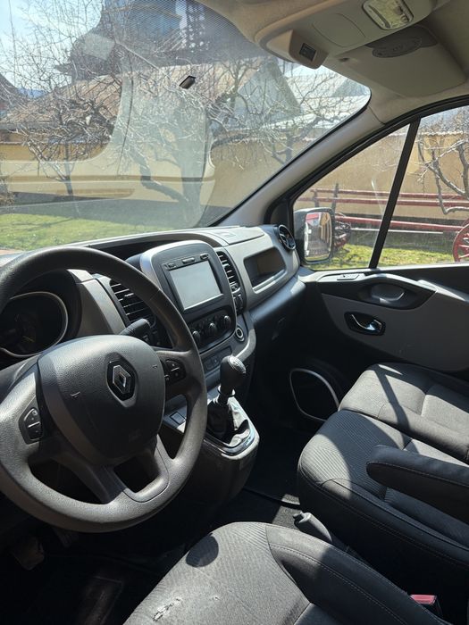 Renault Trafic 2015 – 1.6 120 CP TVA DEDUCTIBIL