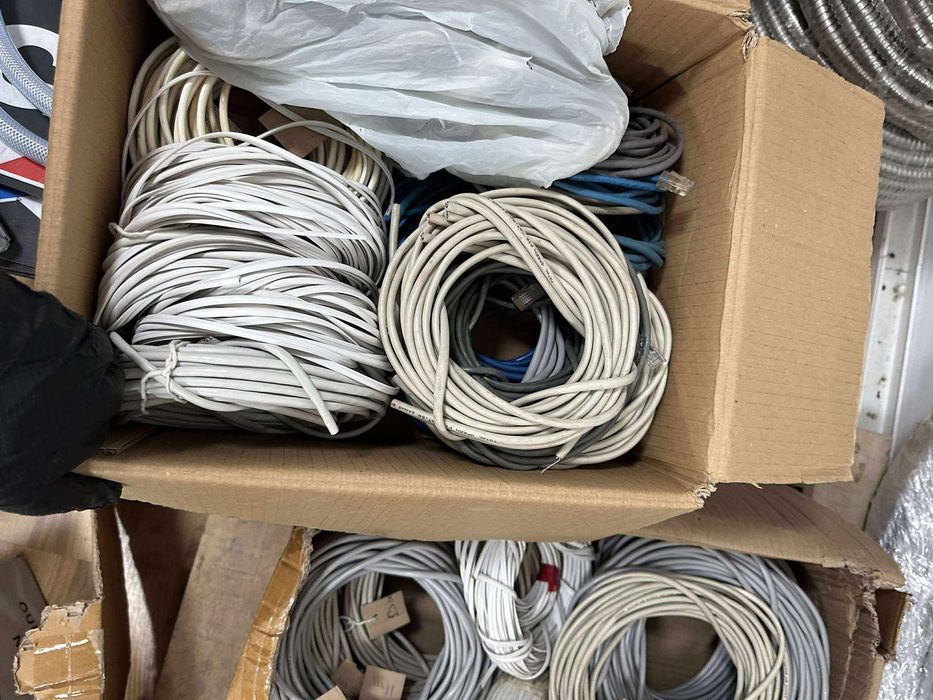 Cabluri de date - TV si internet - pachet