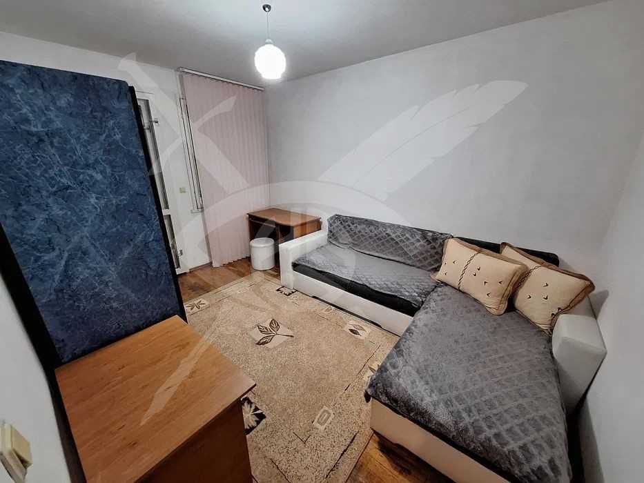 Дава се под наем Тристаен апартамент в Варна, Колхозен пазар - 76 кв.м за 475 € - Снимка #3