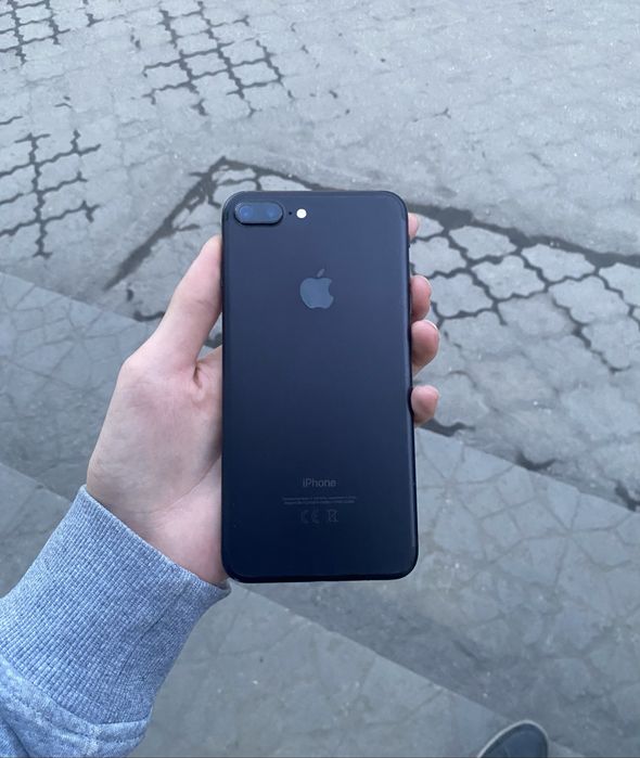 Продам Айфон 7+ 128gb 100%