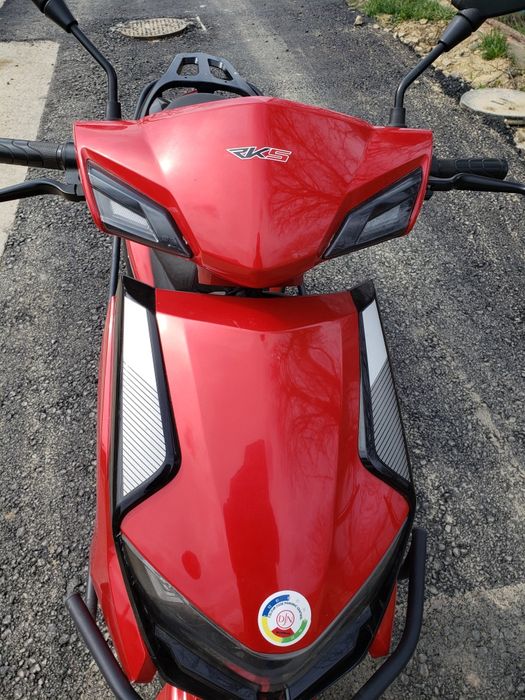 Vând scuter electric
