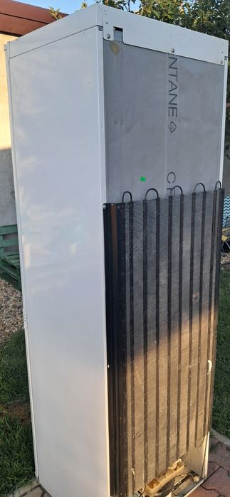 Frigider whirlpool