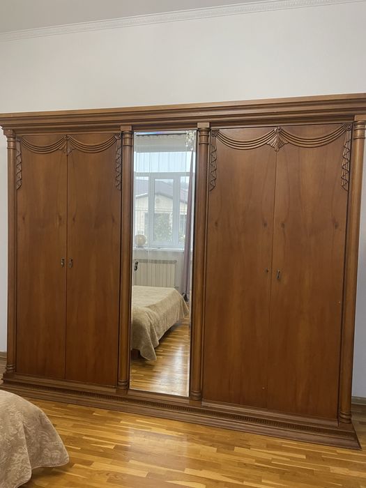 Спальнный гарнитур, дерево.