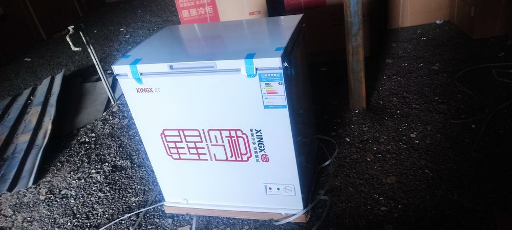 Морозильники с вмятинами и дефектами