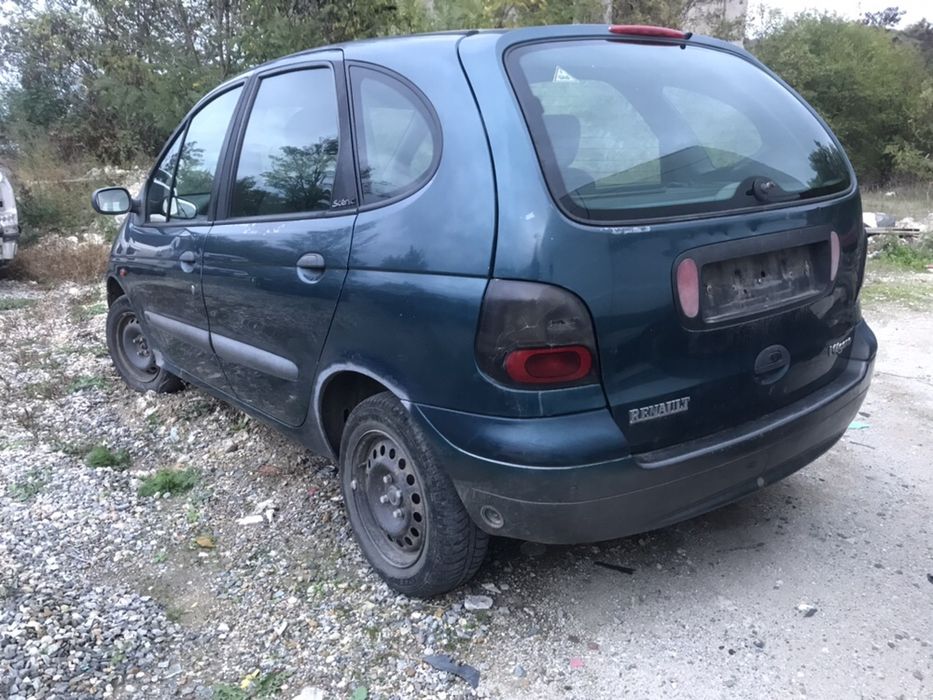 Рено сценик 1.6 90кс 1998 На Части