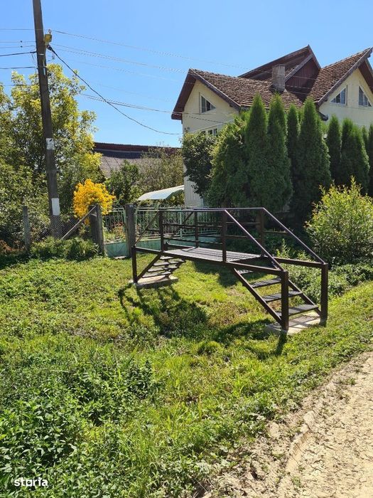 Casa P+1+M in Brebi,Salaj cu 19,32 ari teren+garaj+anexe de 240 mp