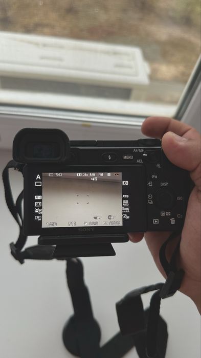 Видеокамера и петличка