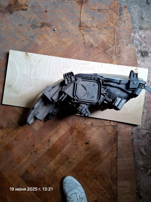 Фара правая Тойота Королла