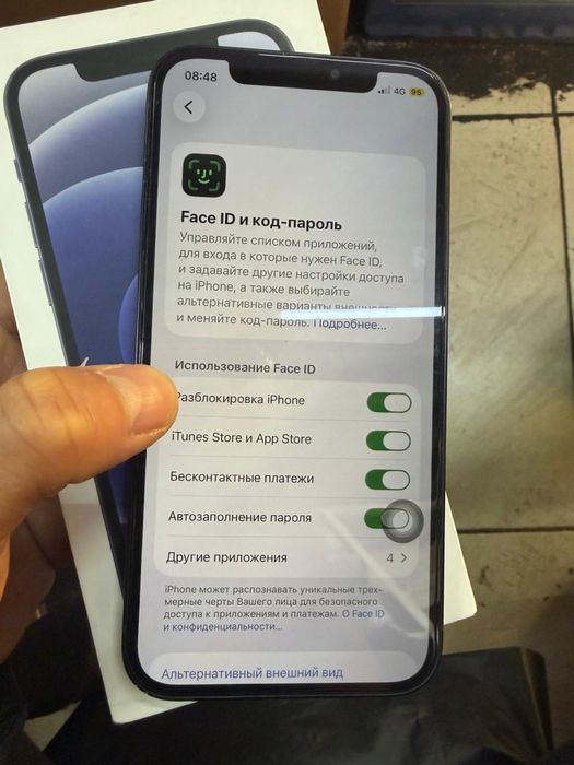 Apple iPhone 12 5G память 128ГБ,обмен