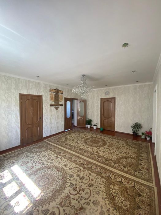 Тасбөгет орталығынан, 5бөлмелі үй сатылады