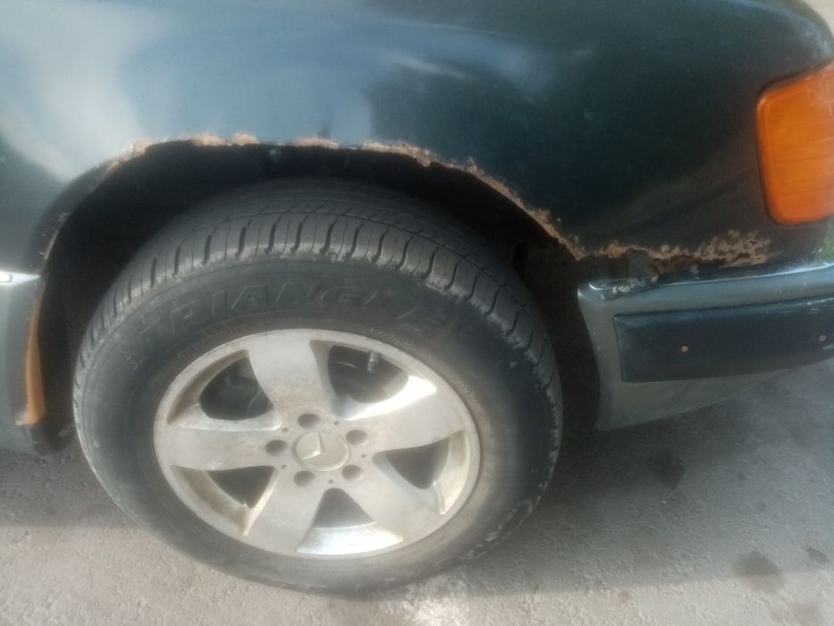 Продам мерседес 260