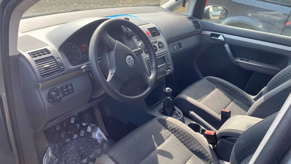 Volkswagen Touran 140 CP
