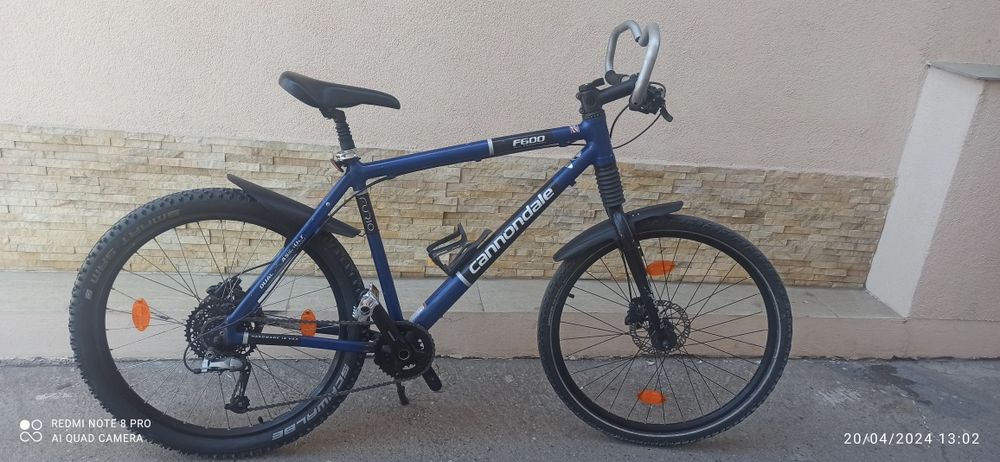 Bicicletă Cannondale  Alu foarte usoara si performantă