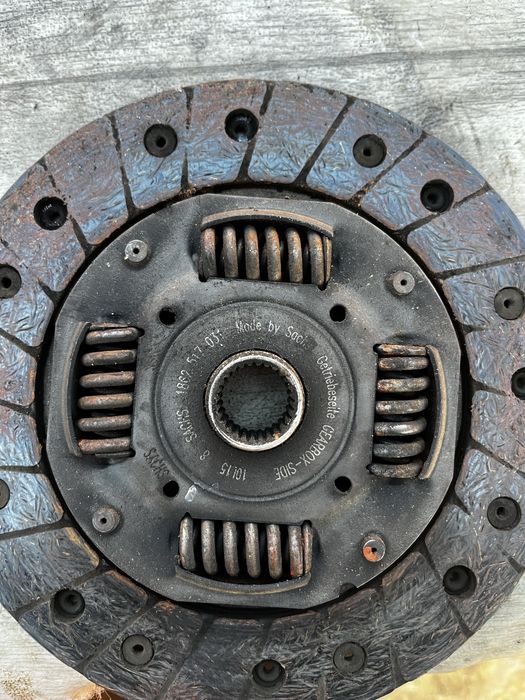 Комплект маховик и диск за съдеинителя от Vw golf 4