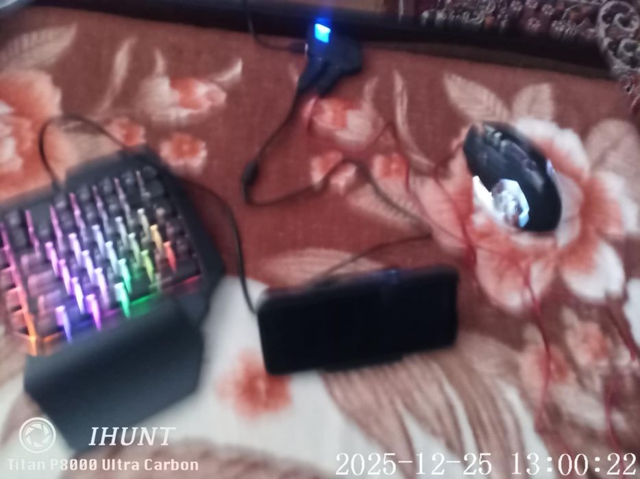 Vând kit gaming setup 4 pt telefon.