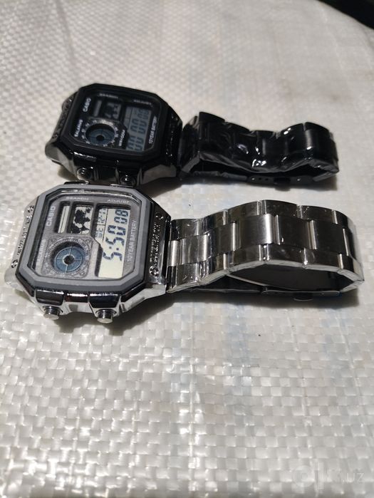 Наручные часы оптом для вашего бизнеса (дизайн Casio) — на металлическ