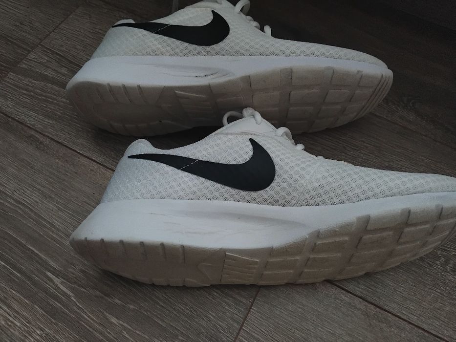 NIKE 44 номер 28 см.