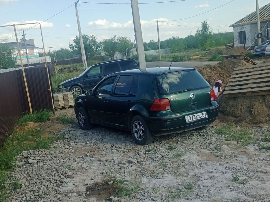 Продам гольф 4. 1.4 объем