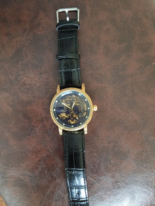 Часы механические UPKU