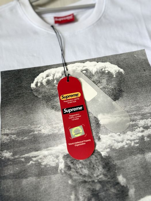 Бяла Supreme тениска “Explosion” – размер L