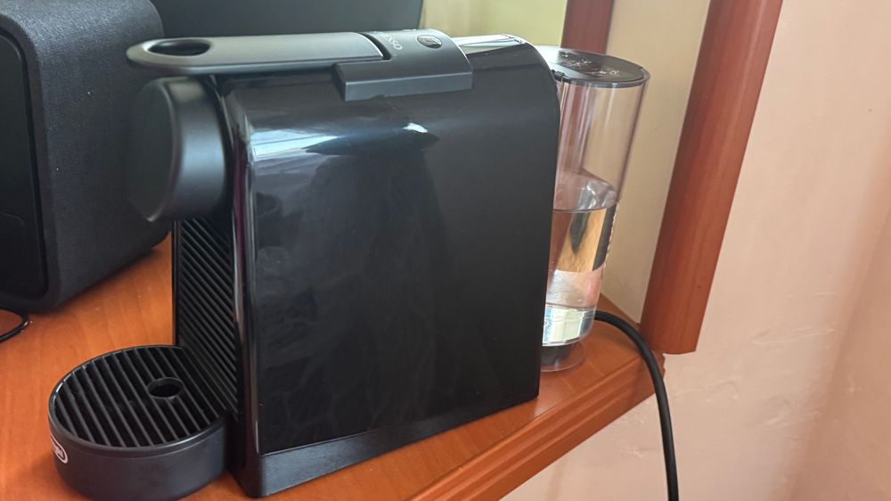 Кафемашина Essenza Mini D Matte Black