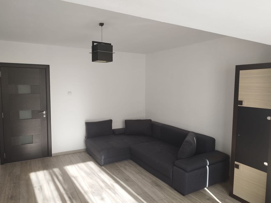 Apartament 1 camera zona Big de vânzare