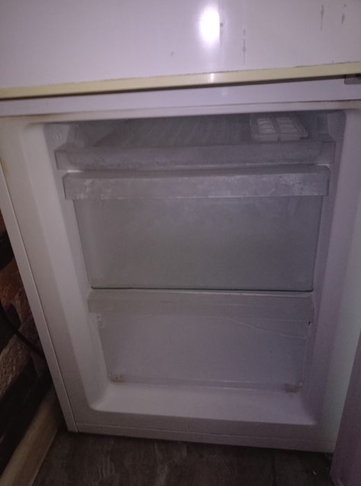 Холодильник Midea