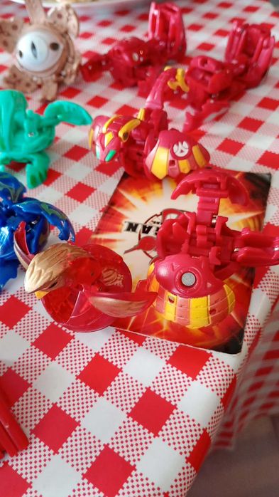 Bakugan играчки на ниски цени