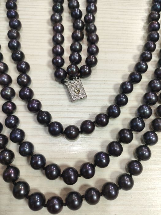 Комплект из черного жемчуга