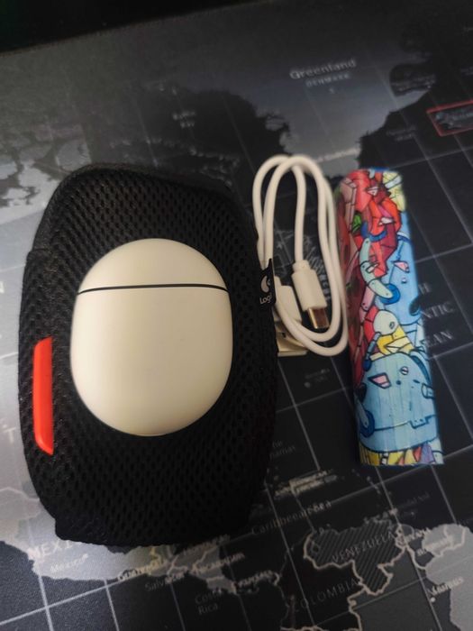 Pixel bubs Pro Casti NOI