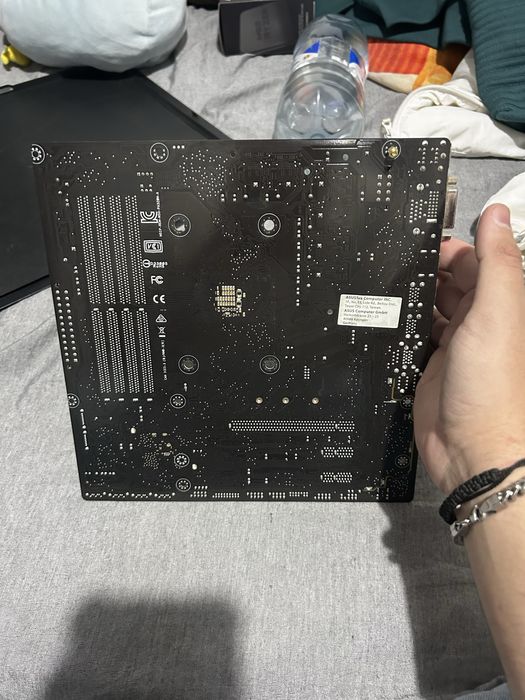 Vand Motherboard Placa de Baza Asus Prime A320M-A Socket AM4