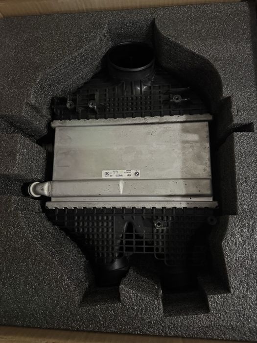 Charge air cooler bmw m3 m4 f80 f82 f83