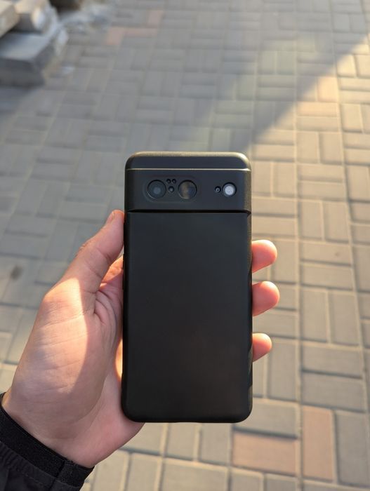 Продам Google Pixel 8